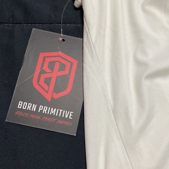 Born primitive tank - Picture 2 of 4